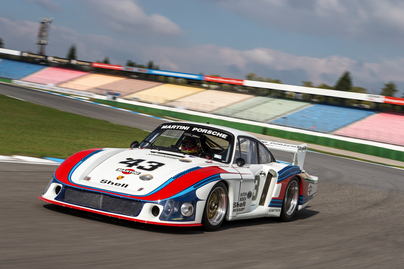 Illustration for article titled Here Are Some Classic Le Mans Porsche Wallpapers, You're Welcome!